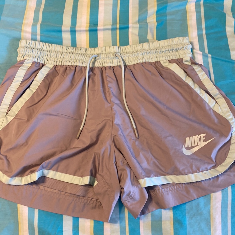 Women Nike shorts